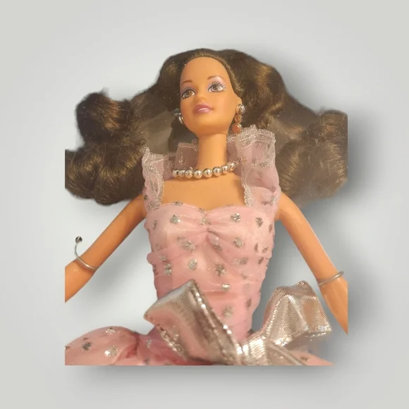 Collectible Barbie - Walmart 35th Anniversary Special Edition Teresa Doll - Picture 9 of 14